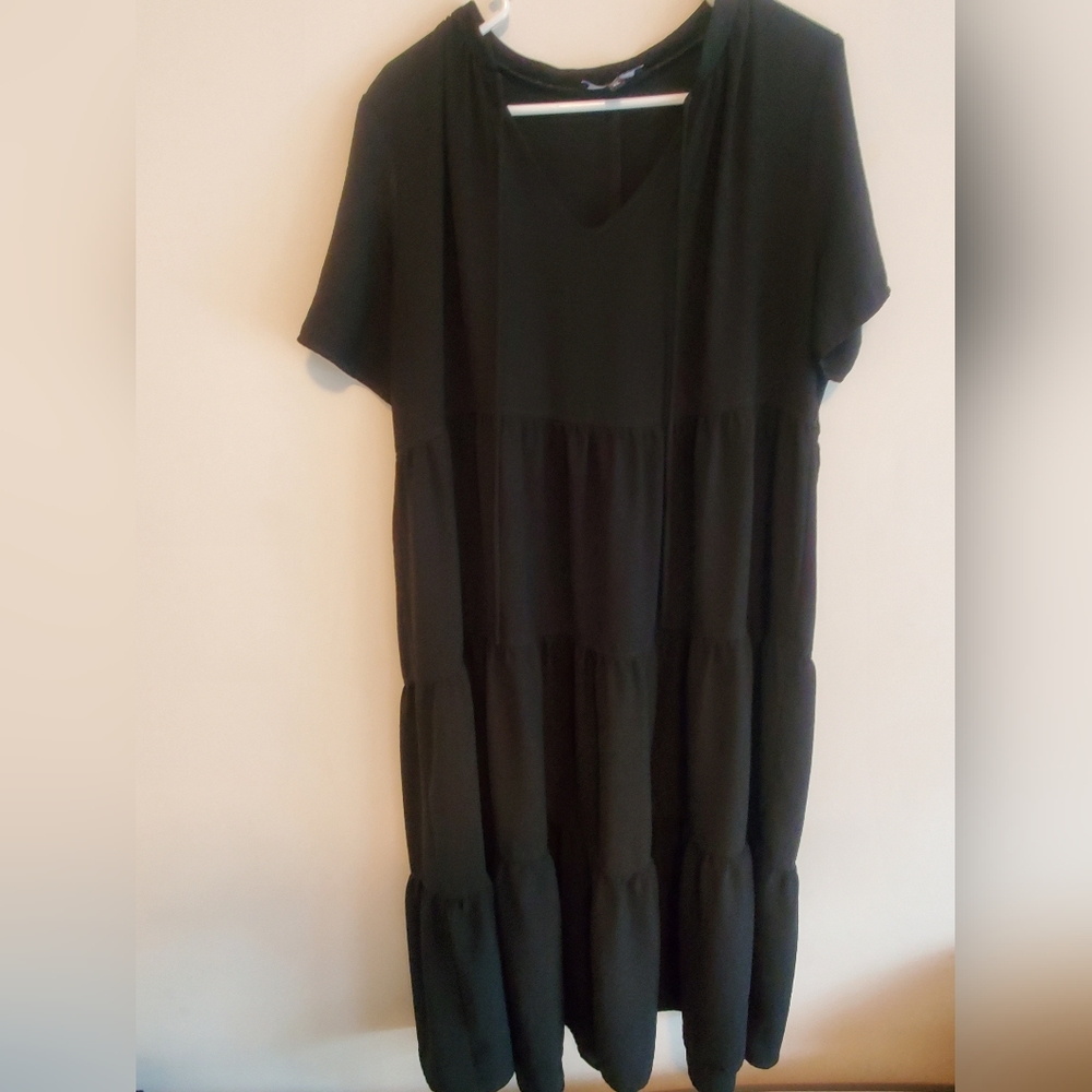 Black midi lulu's dress